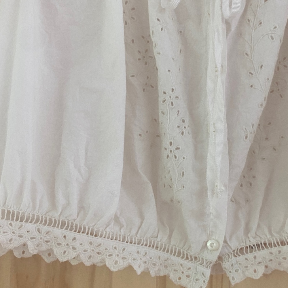 Doen White Eyelet Lace Crop Blouse - Picture 7 of 11